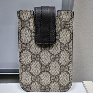 Gucci / Phone Case / Credit Card Case